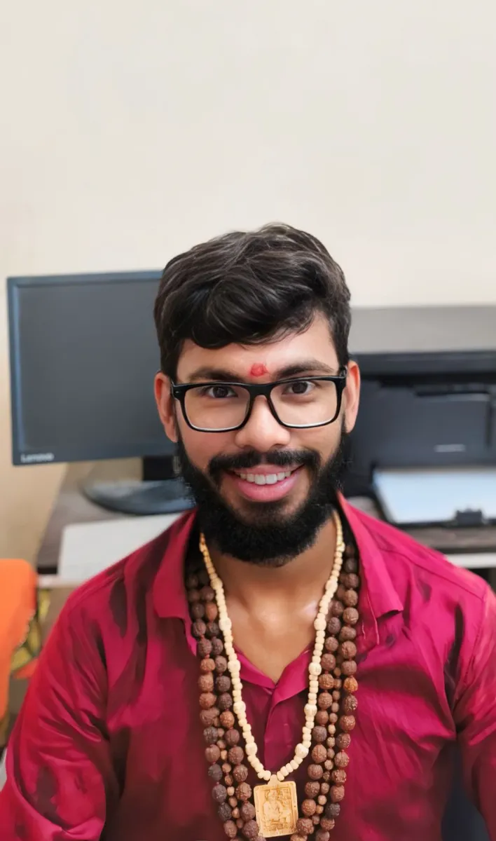 Vikram Sharma - Love, Marriage, Career, Health, Wealth, Fertility, Education, Family, Kundli, Business, Vastu, Gemstones, Dosh, Numerology astrologer